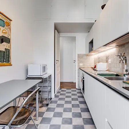 Elegant 3-bedroom In Piazza Mazzini *