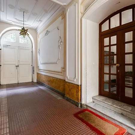 Lägenhet Elegant 3-bedroom In Piazza Mazzini