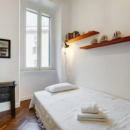 Lägenhet Elegant 3-bedroom In Piazza Mazzini Rom