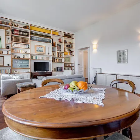 Lägenhet Elegant 3-bedroom In Piazza Mazzini Rom