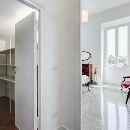 Elegant 3-bedroom In Piazza Mazzini Rome