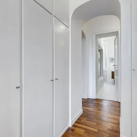 Elegant 3-bedroom In Piazza Mazzini *