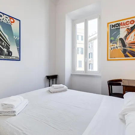 Elegant 3-bedroom In Piazza Mazzini Lägenhet *